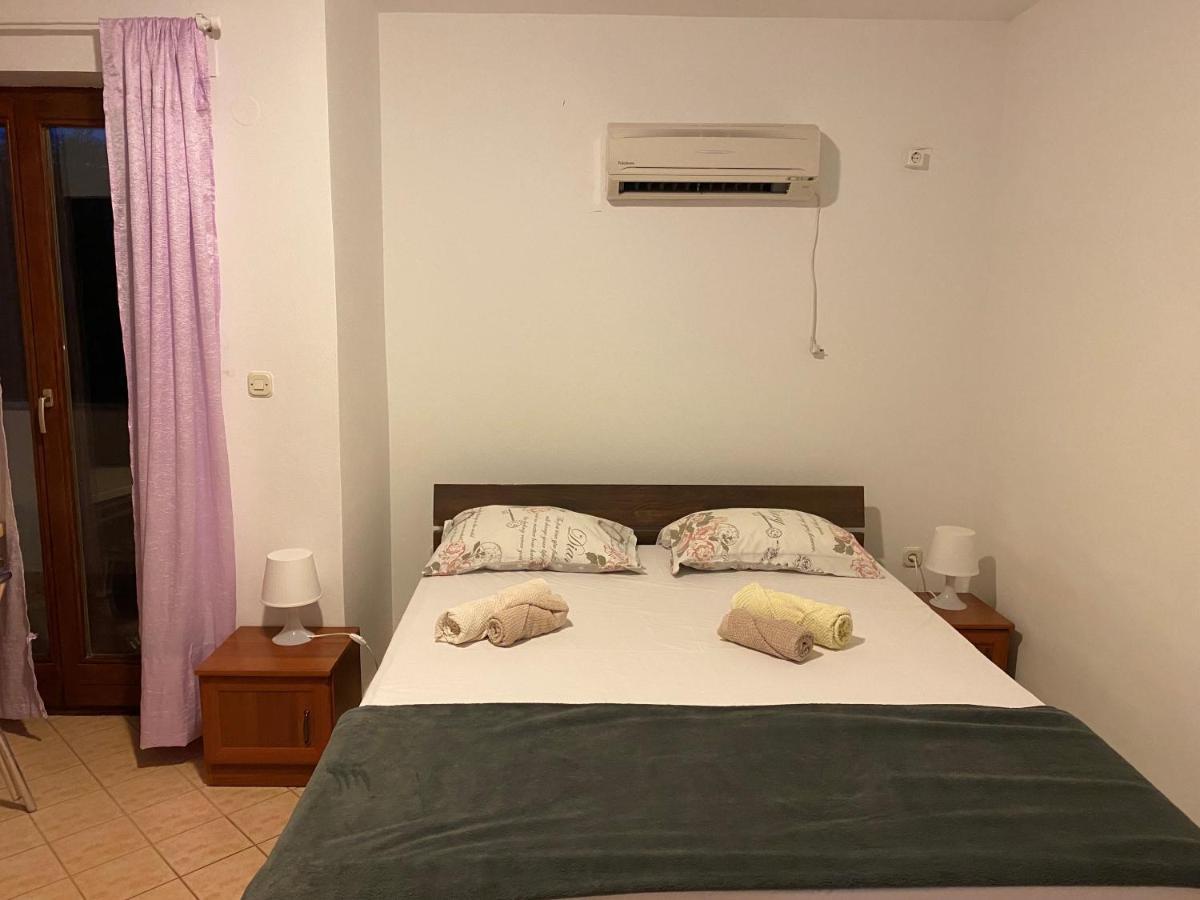 Malinska City Center Room For 2 外观 照片